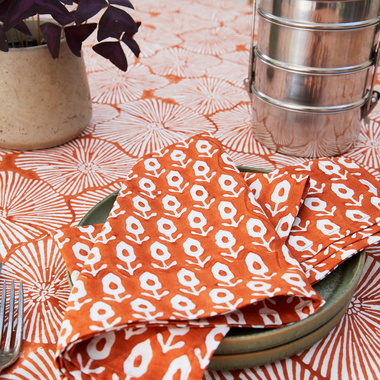 Zakiya Tablecloth/ Napkin Set